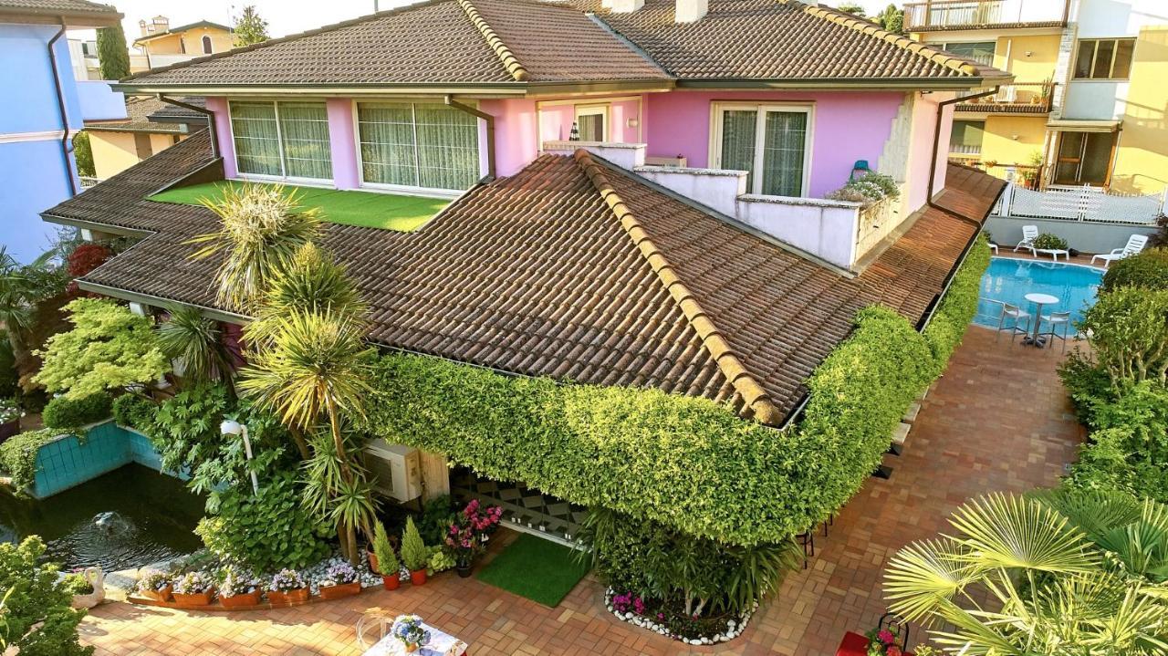 Hotel Villa Lilla Desenzano del Garda Luaran gambar