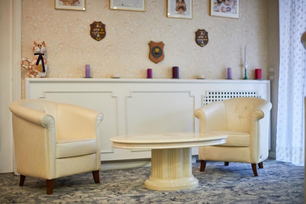 Hotel Villa Lilla Desenzano del Garda Luaran gambar