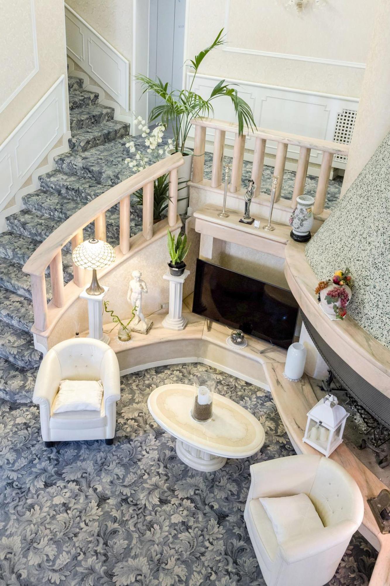 Hotel Villa Lilla Desenzano del Garda Luaran gambar